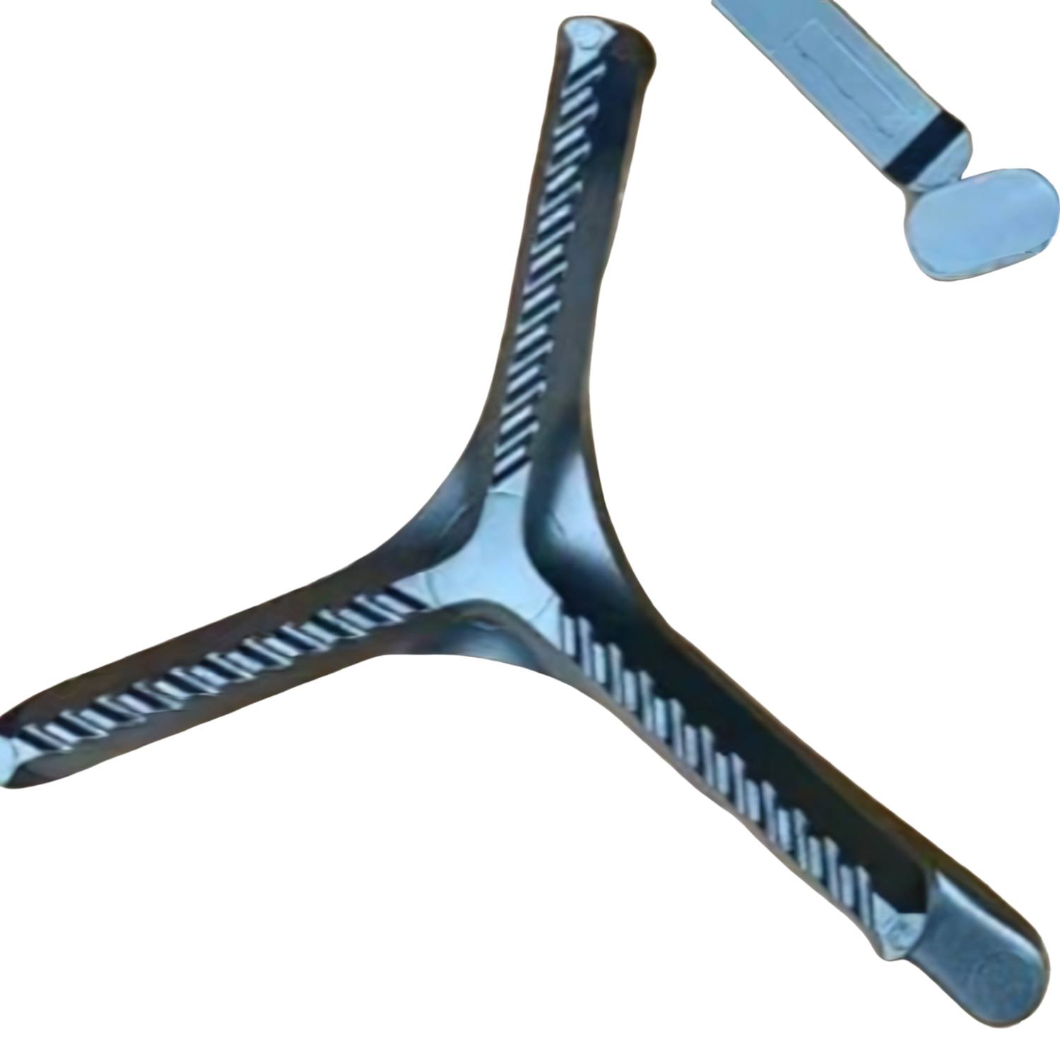 Nova Cleaner with Magnetic Element